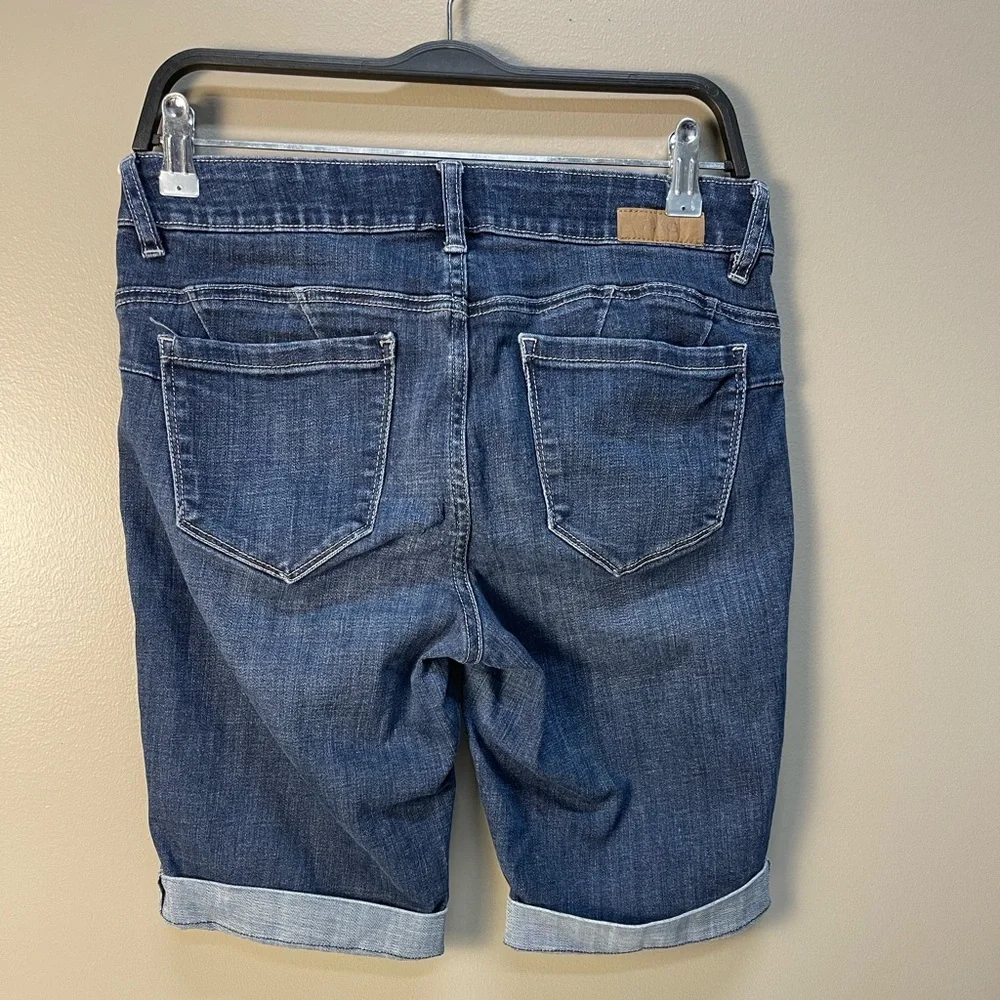 Jag Jeans Light Blue Denim Shorts - Picture 2 of 6